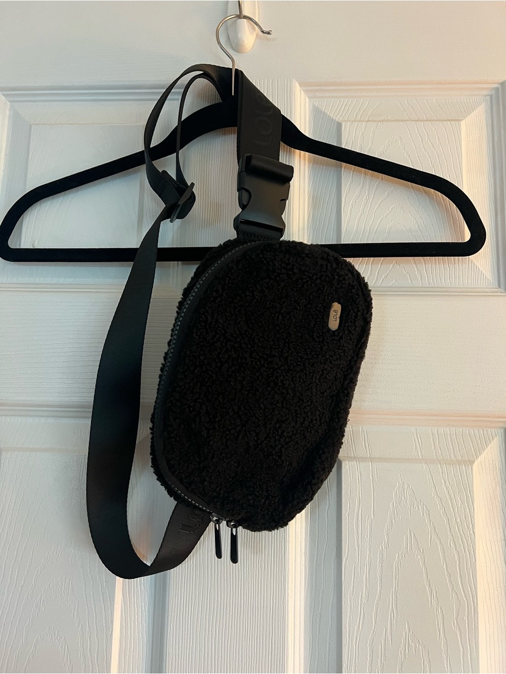 Lole Black Sherpa Crossbody Sling Bag